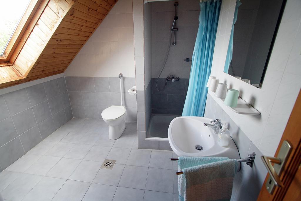 Voeroesko Apartmanhaz Ревфюлёп Номер фото